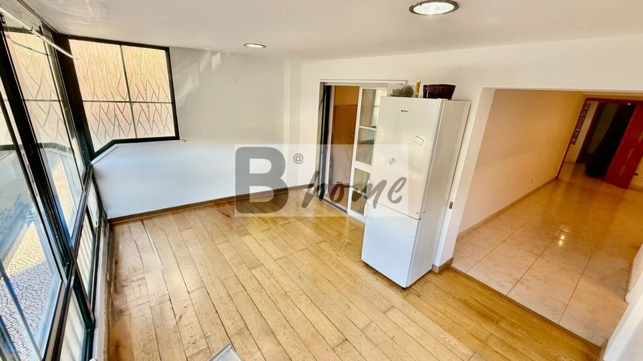 Apartamento T1 para Venda em Barcarena Foto 12