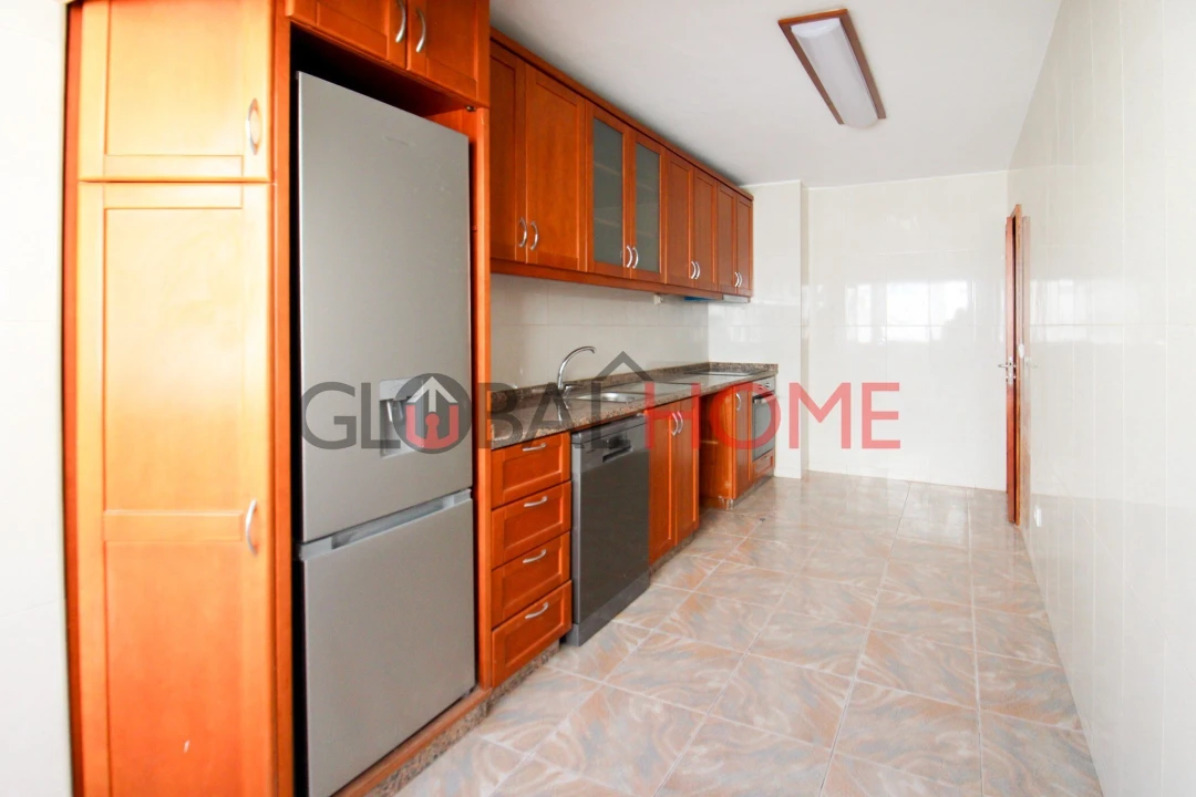 Apartamento T3 para Venda em Vilar de Andorinho Foto 11