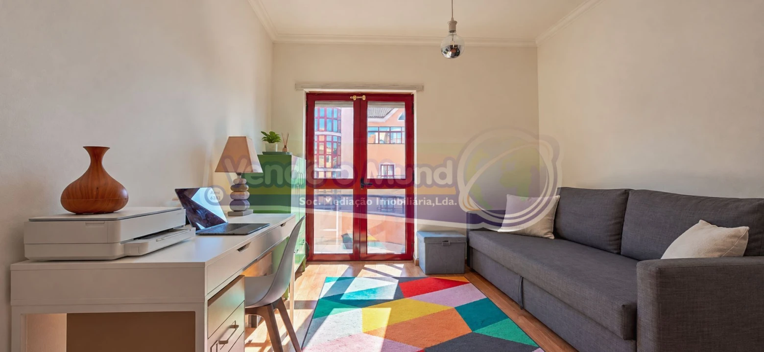 Apartamento T3 para Venda em Alverca do Ribatejo e Sobralinho Foto 5