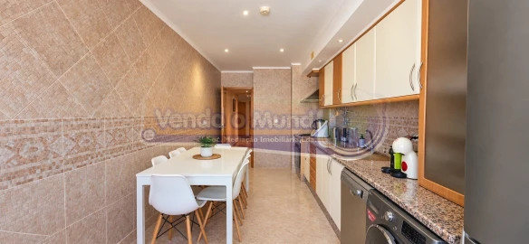 Apartamento T3 para Venda em Alverca do Ribatejo e Sobralinho