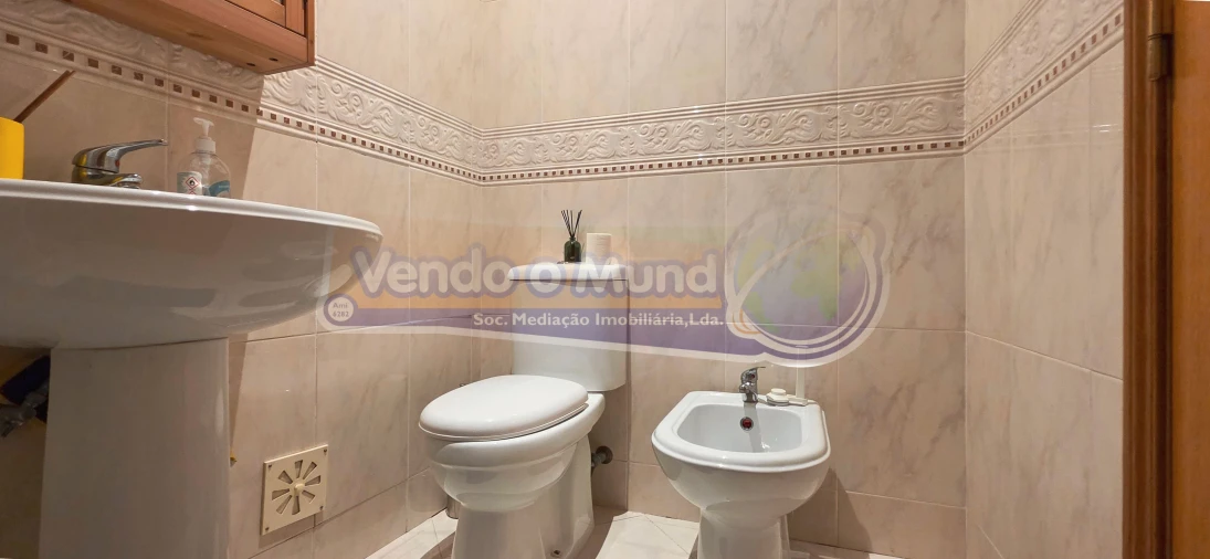 Apartamento T3 para Venda em Alverca do Ribatejo e Sobralinho Foto 12