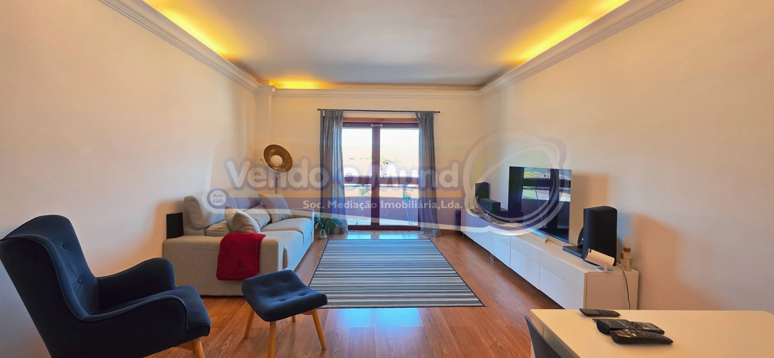 Apartamento T3 para Venda em Alverca do Ribatejo e Sobralinho Foto 1
