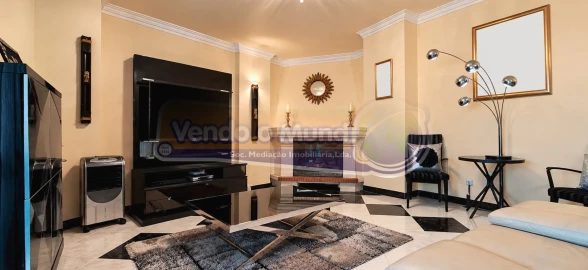 Apartamento T3 para Venda em Alverca do Ribatejo e Sobralinho