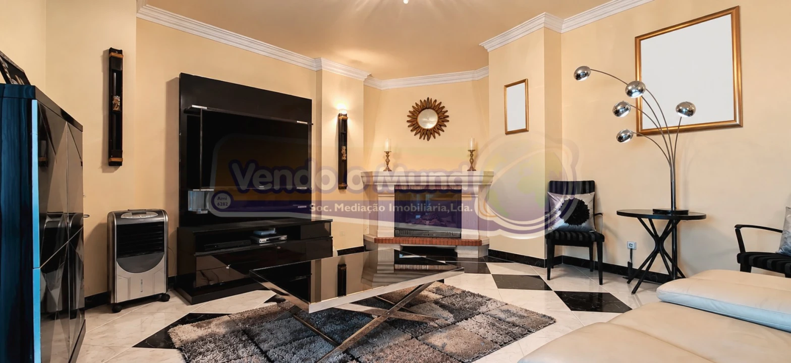 Apartamento T3 para Venda em Alverca do Ribatejo e Sobralinho Foto 3