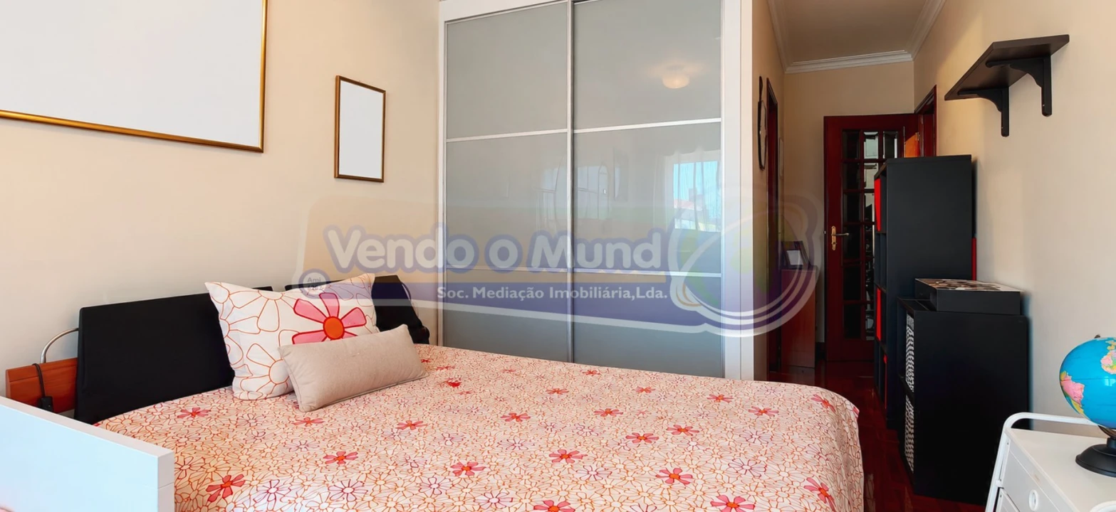 Apartamento T3 para Venda em Alverca do Ribatejo e Sobralinho Foto 20