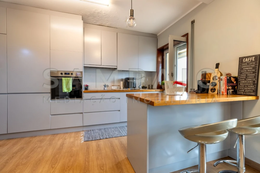 Apartamento T3 para Venda em Gondomar (São Cosme), Valbom e Jovim Foto 1