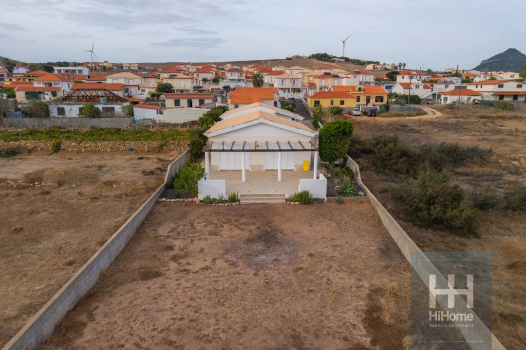 Moradia T2 para Venda em Porto Santo Foto 34