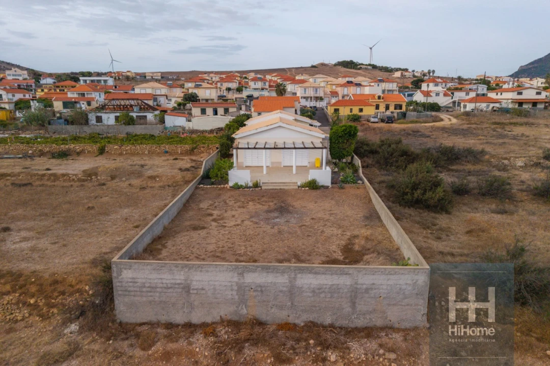 Moradia T2 para Venda em Porto Santo Foto 36