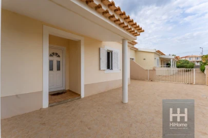 Moradia T2 para Venda em Porto Santo