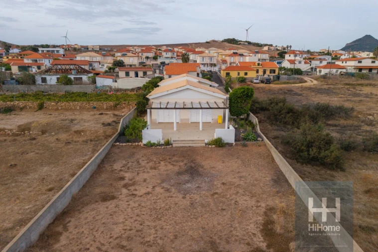 Moradia T2 para Venda em Porto Santo Foto 34