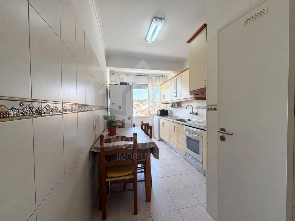 Apartamento T2 para Venda em Póvoa de Santa Iria e Forte da Casa Foto 5