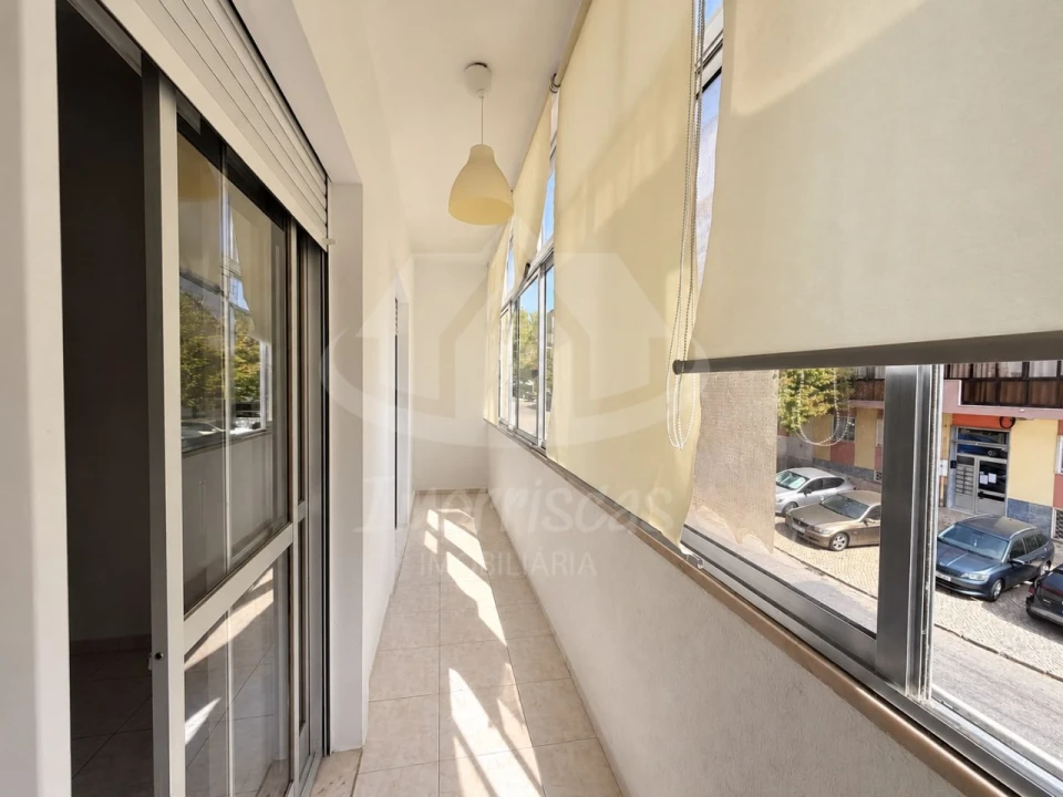Apartamento T2 para Venda em Póvoa de Santa Iria e Forte da Casa Foto 17
