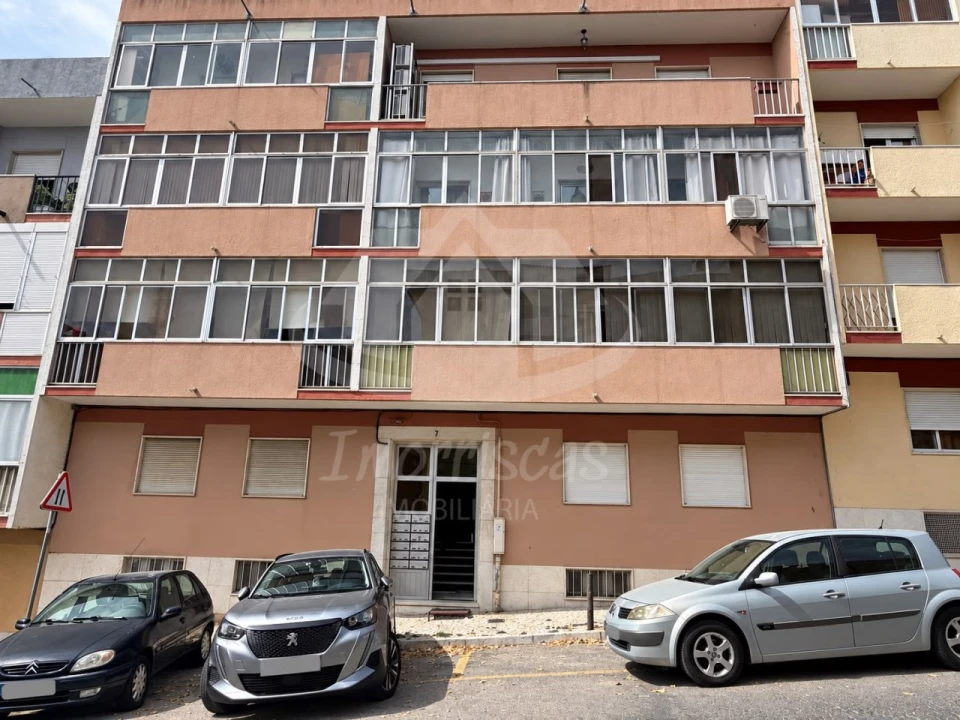 Apartamento T2 para Venda em Póvoa de Santa Iria e Forte da Casa Foto 20