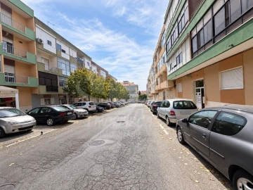 Apartamento T2 para Venda em Póvoa de Santa Iria e Forte da Casa