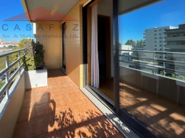 Apartamento T3 para Arrendamento em Lordelo do Ouro e Massarelos