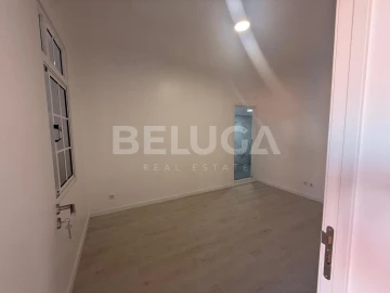Moradia T1 para Venda em Funchal (São Pedro)