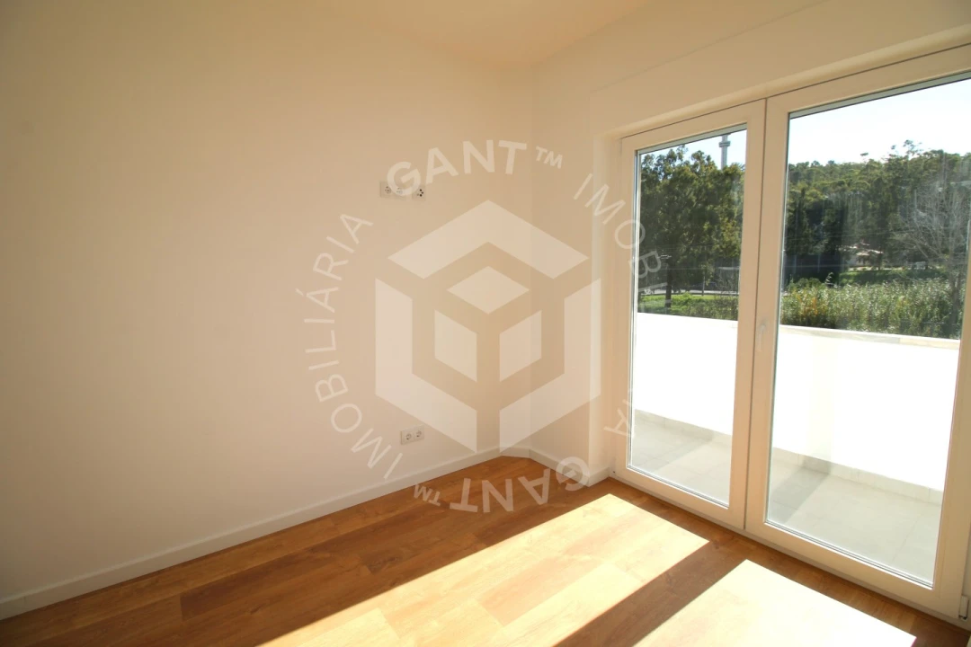 Apartamento T2 para Arrendamento em Benfica Foto 15