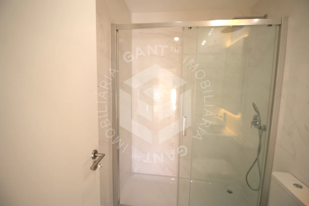 Apartamento T2 para Arrendamento em Benfica Foto 18