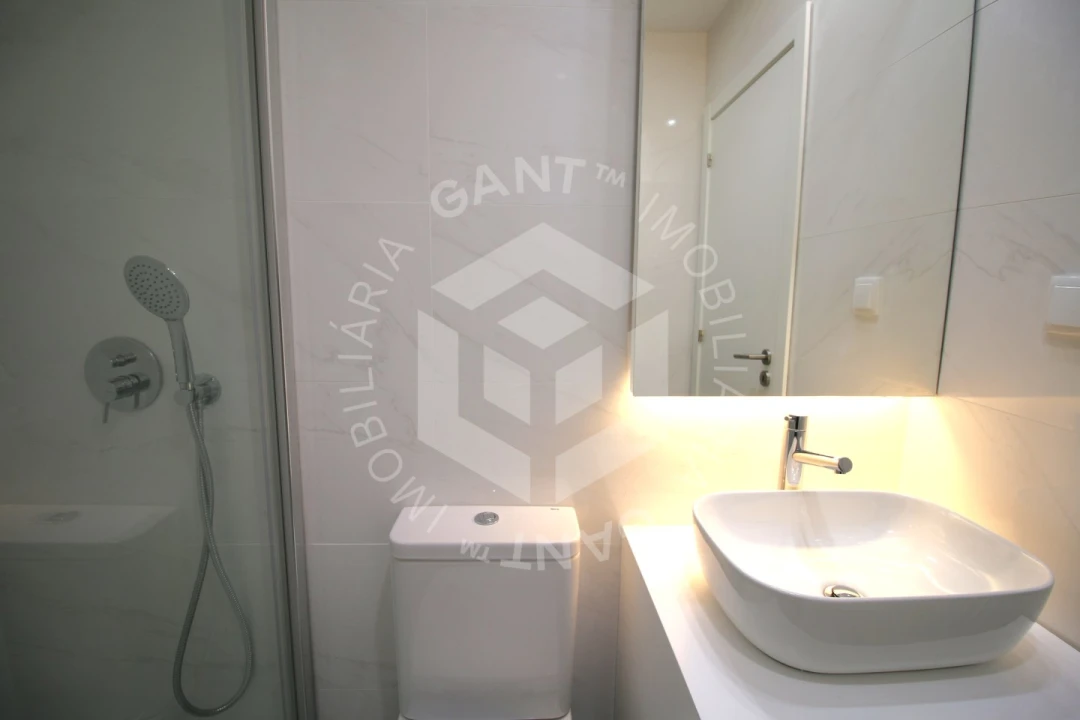 Apartamento T2 para Arrendamento em Benfica Foto 19