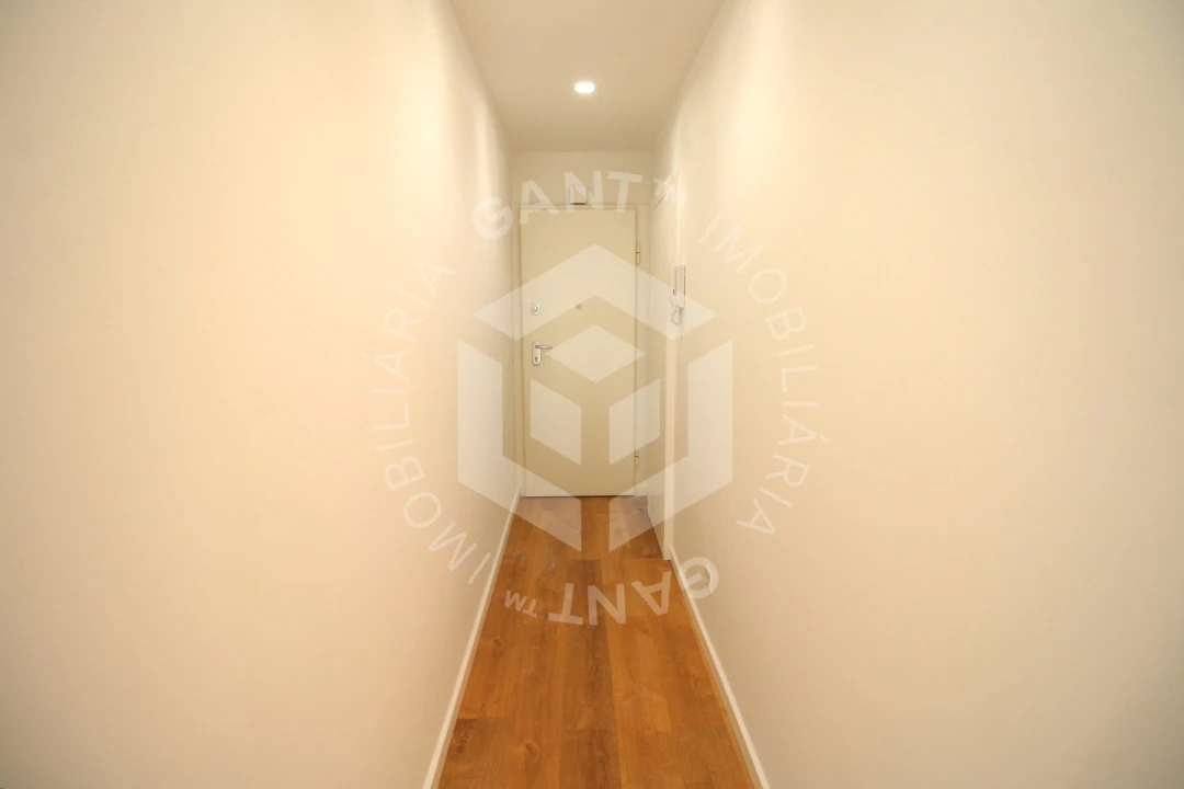 Apartamento T2 para Arrendamento em Benfica Foto 28