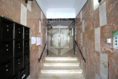 Apartamento T2 para Arrendamento em Benfica