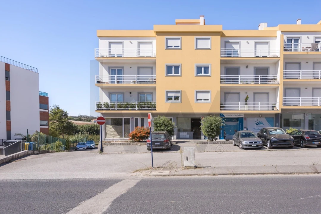 Apartamento T3 para Venda em Lourinhã e Atalaia Foto 1