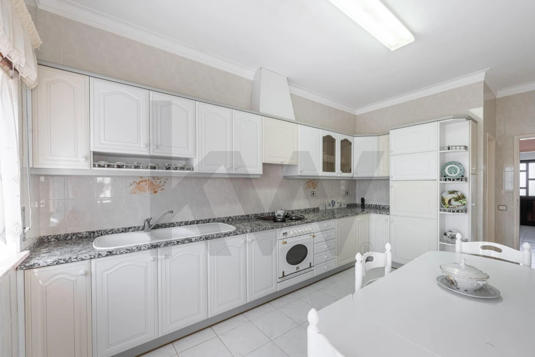 Moradia T5 para Venda em Vila Praia de Ancora Foto 24