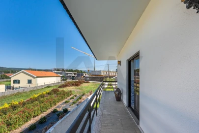 Moradia T5 para Venda em Vila Praia de Ancora