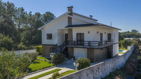 Moradia T5 para Venda em Vila Praia de Ancora