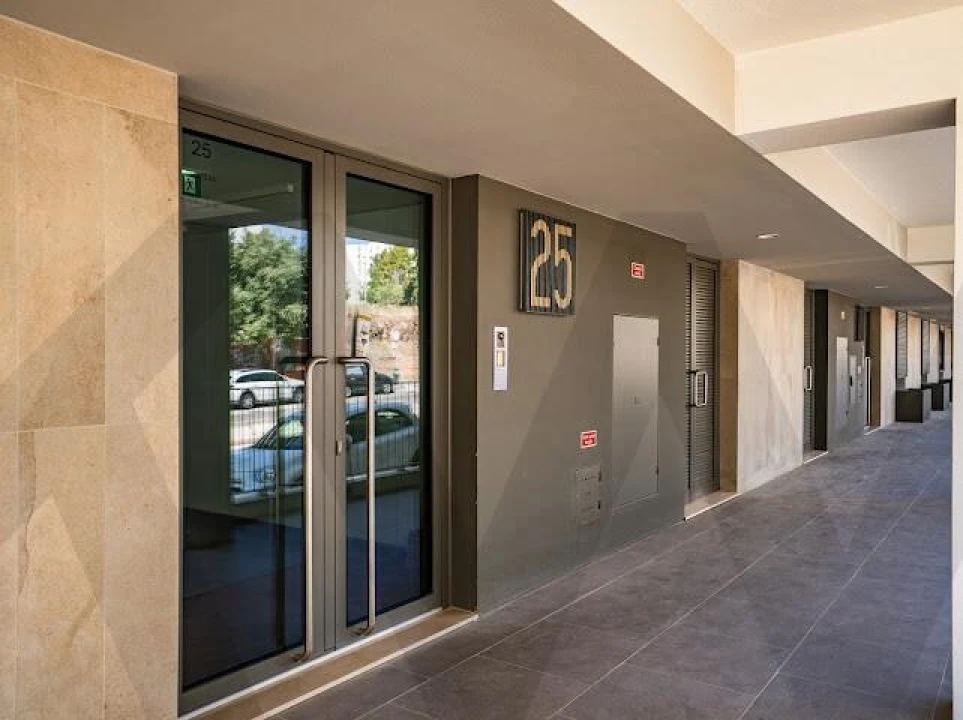Apartamento T4 para Venda em Santo António dos Cavaleiros e Frielas Foto 42