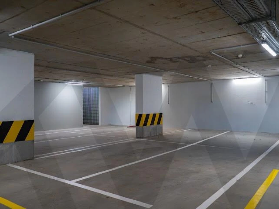 Apartamento T4 para Venda em Santo António dos Cavaleiros e Frielas Foto 45