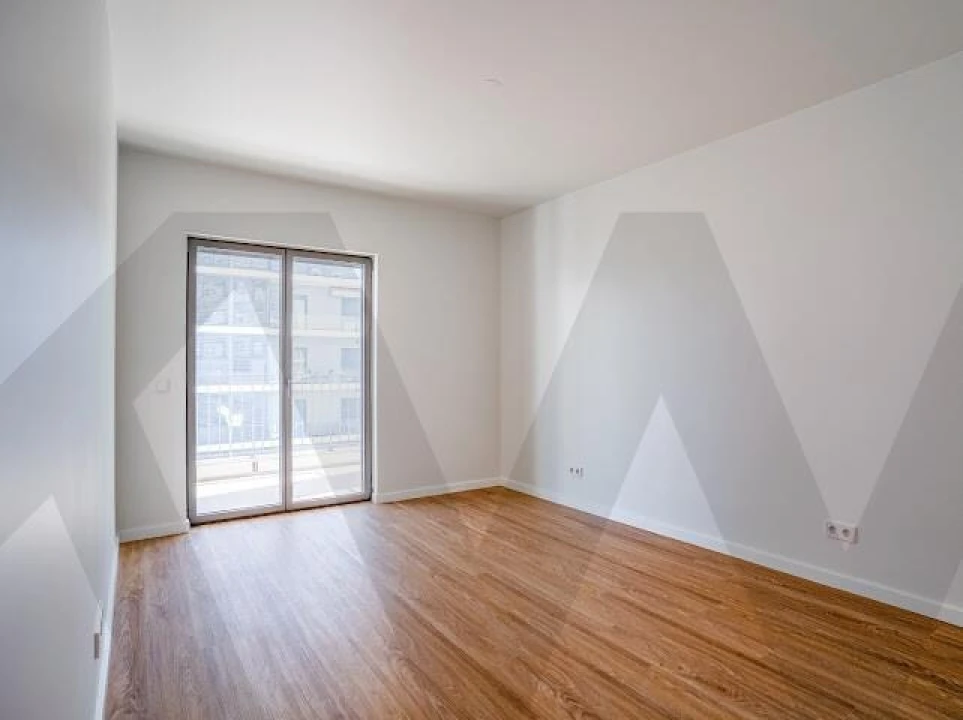 Apartamento T4 para Venda em Santo António dos Cavaleiros e Frielas Foto 26