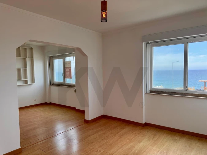 Apartamento T3 para Arrendamento em Colares Foto 13