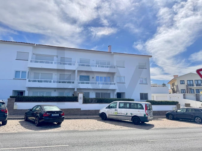 Apartamento T3 para Arrendamento em Colares Foto 17