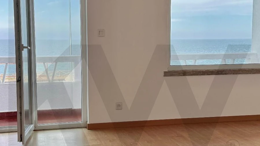 Apartamento T3 para Arrendamento em Colares