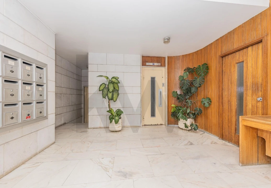 Apartamento T4 para Venda em Lumiar Foto 25
