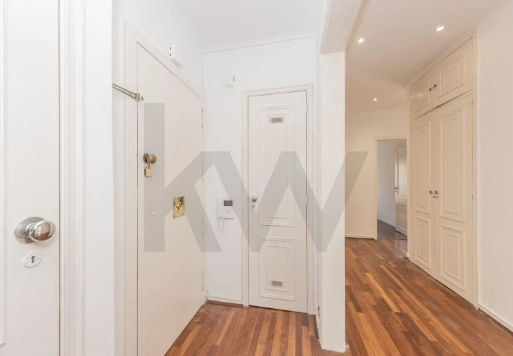 Apartamento T4 para Venda em Lumiar Foto 3