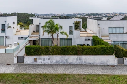 Moradia T3 para Venda em Nogueira do Cravo e Pindelo