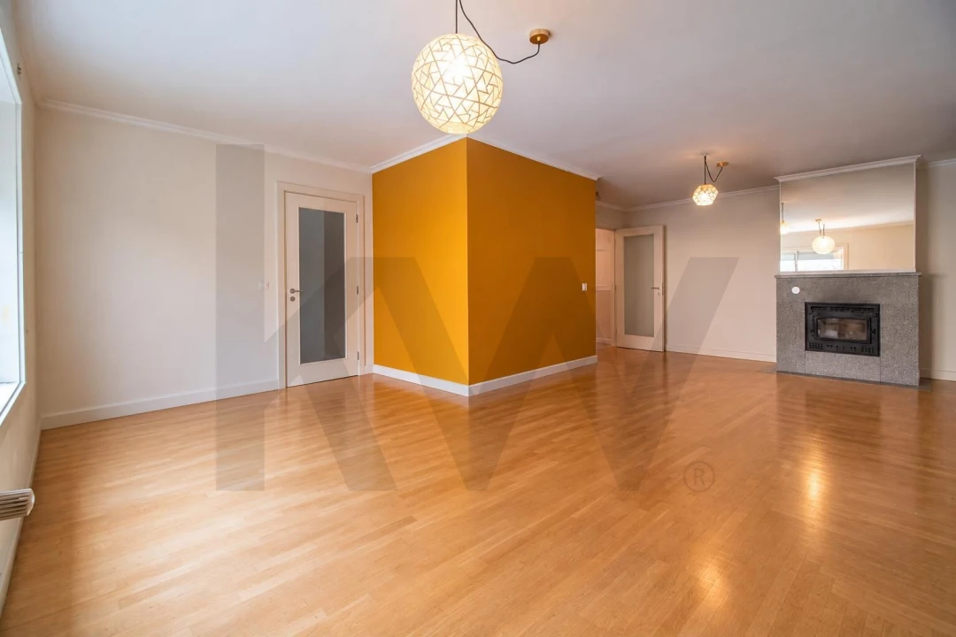 Apartamento T3 para Venda em Paranhos Foto 3