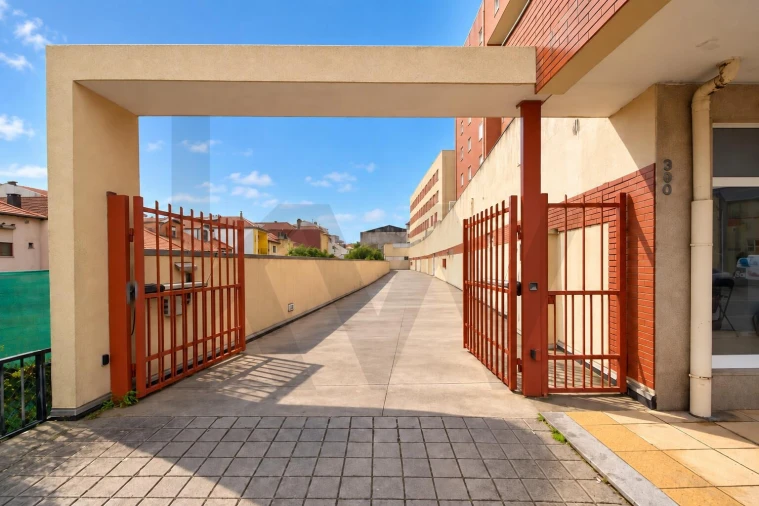 Apartamento T3 para Venda em Paranhos Foto 37