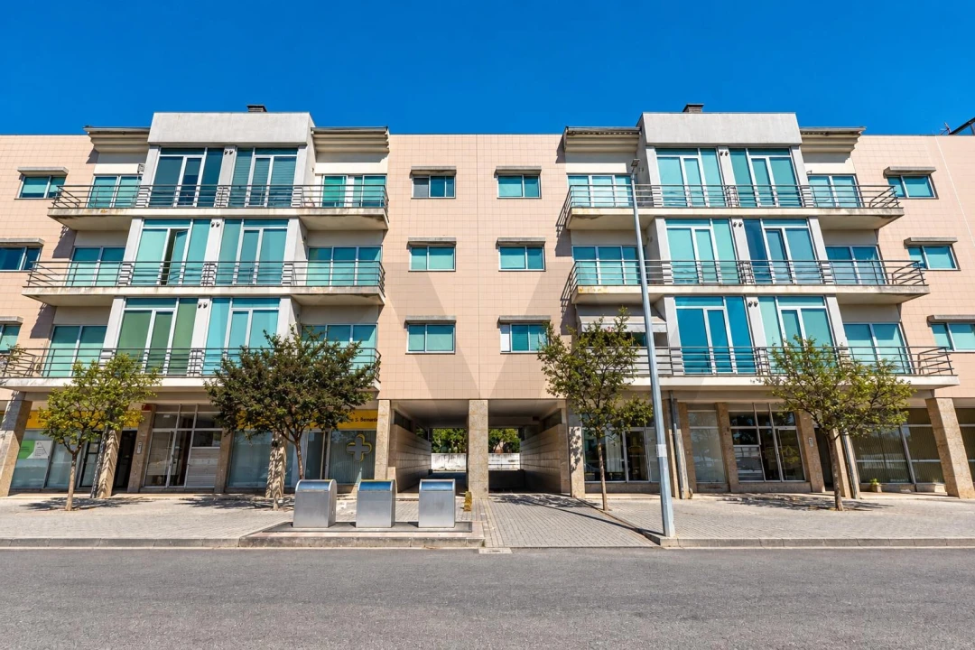 Apartamento T1 para Venda em São Bernardo Foto 1