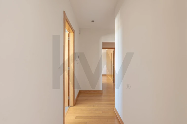 Apartamento T1 para Venda em São Bernardo Foto 17