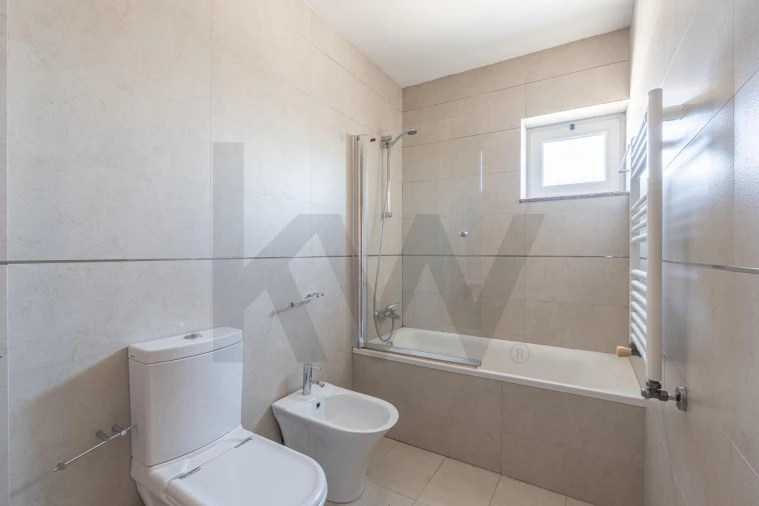 Apartamento T1 para Venda em São Bernardo Foto 23