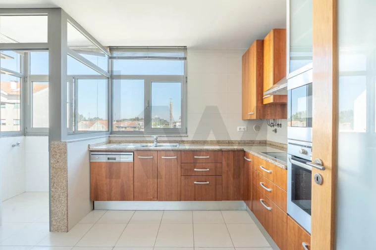 Apartamento T1 para Venda em São Bernardo Foto 6