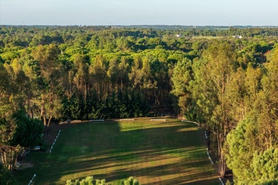 Moradia T5 para Venda em Santo Estêvão