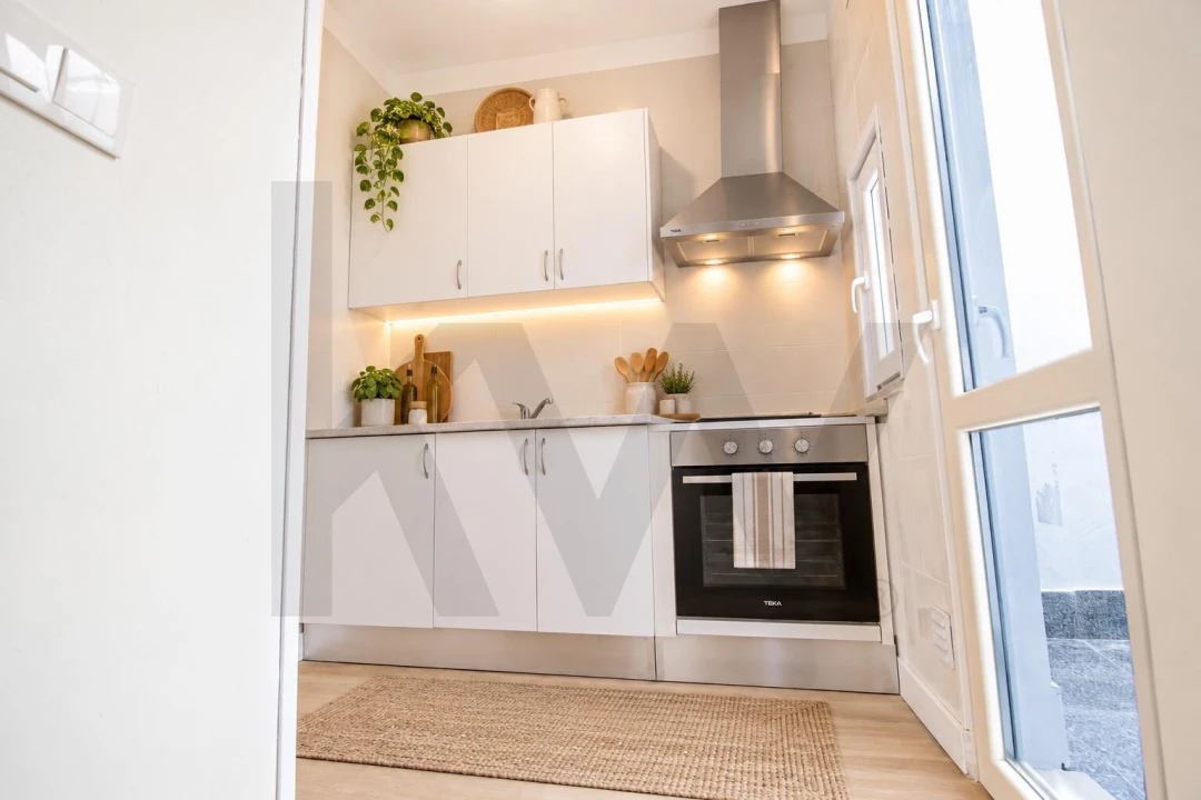 Apartamento T1 para Venda em Buarcos Foto 9