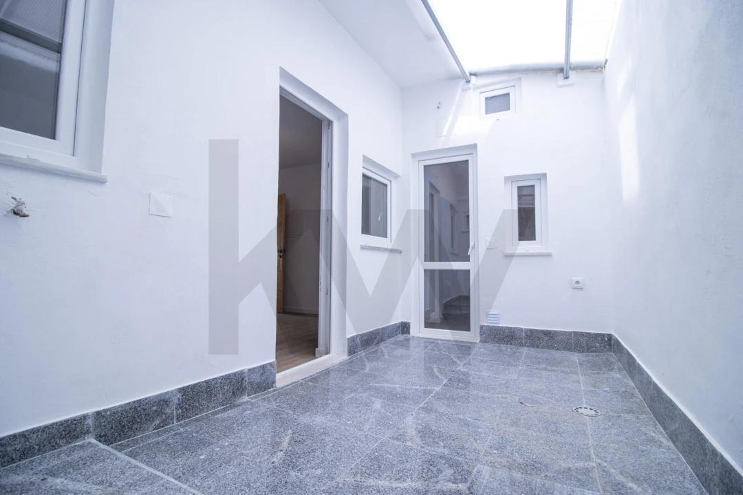 Apartamento T1 para Venda em Buarcos Foto 18