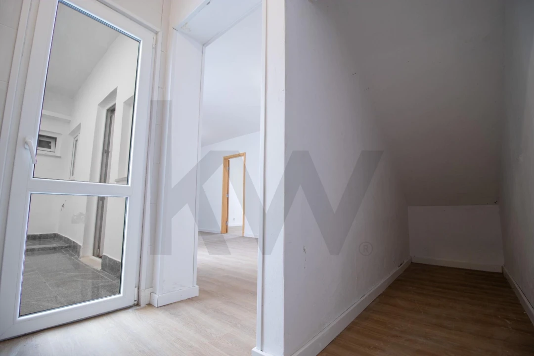 Apartamento T1 para Venda em Buarcos Foto 20
