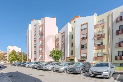 Apartamento T3 para Arrendamento em Alverca do Ribatejo e Sobralinho
