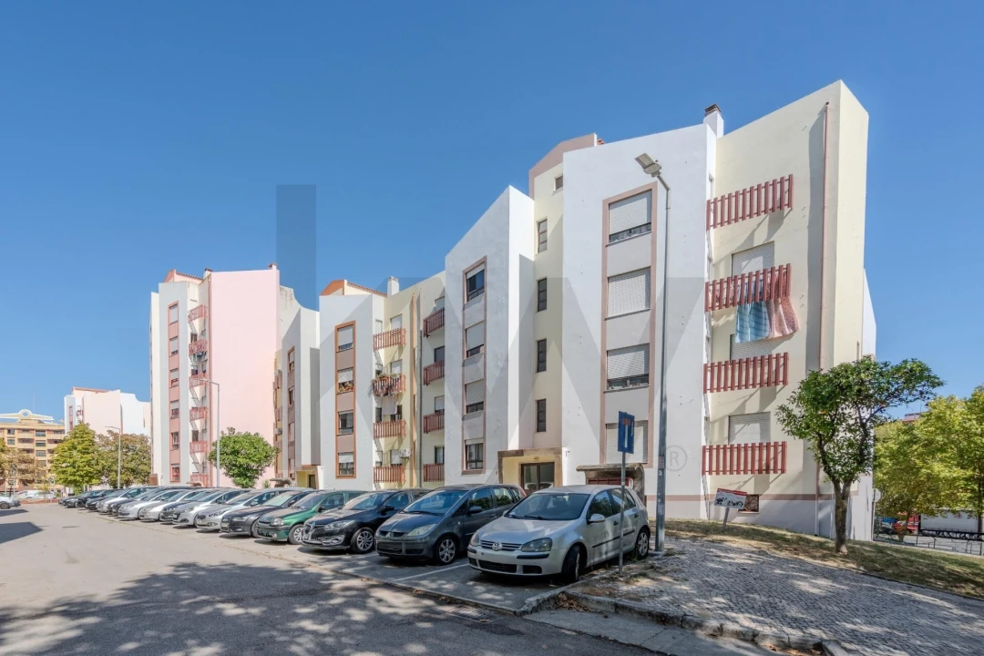 Apartamento T3 para Arrendamento em Alverca do Ribatejo e Sobralinho Foto 40